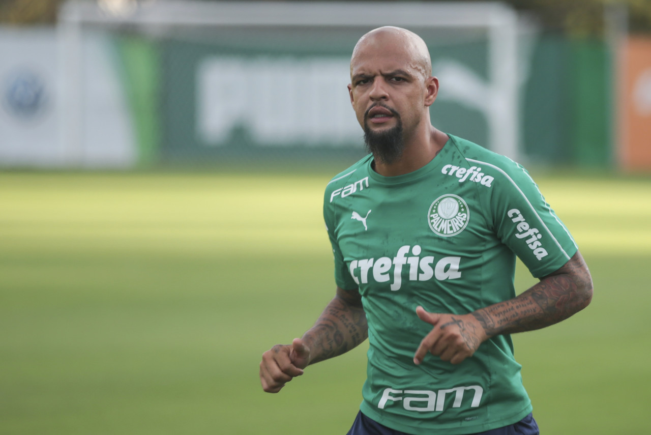 搜狐体育平台-梅洛：国米意甲最强而劳塔罗是世界前三前锋，希望国家德比多进球