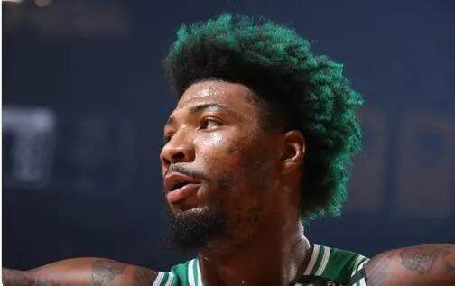 SOHU SPORTS-主防之下勇士球员9中0 斯马特攻防一体瑕不掩瑜